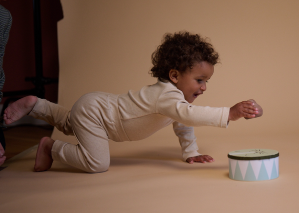Strengthen your childs motor skills with easy everyday exercises that doesn't require any tools